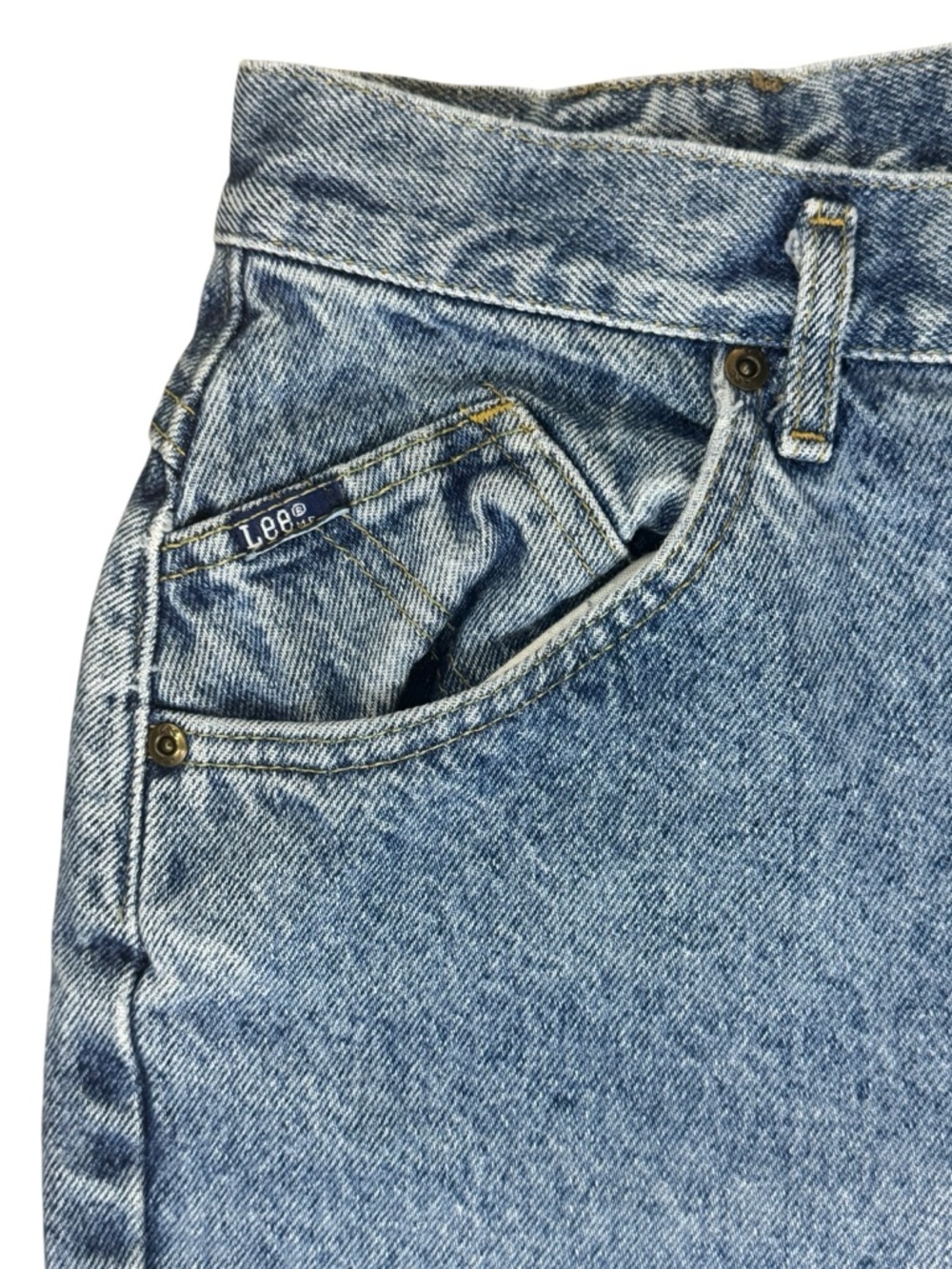Vintage 80's 90's Lee Women’s High-Rise Mom Jeans, Medium Wash, Size 15 (30x27) - Picture 4 of 11